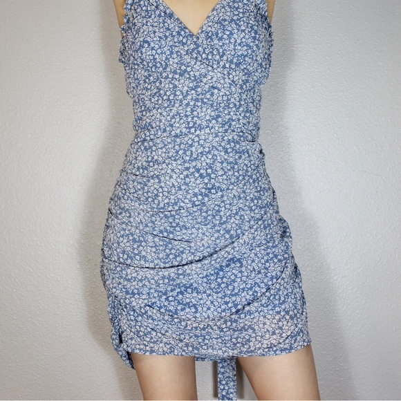 Cotton Candy Dresses & Skirts - Cotton Candy LA Bodycon Dress Backless